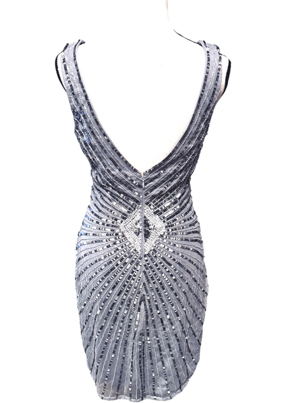Aidan Mattox Silver Sequin Mini Dress Size 6 NWT Sleeveless Cocktail Party - Picture 6 of 9